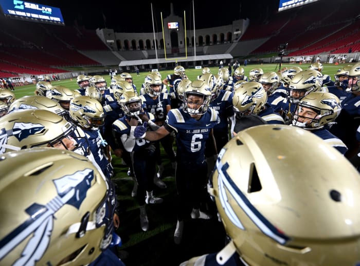 Mater Dei vs St John Bosco CIF Southern Section D1 Final November 24, 2023 Photo-Heston Quan87